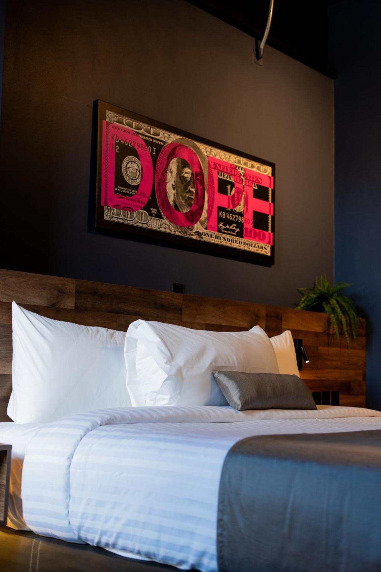 Alt Urbana Hotel Leon Bagian luar foto