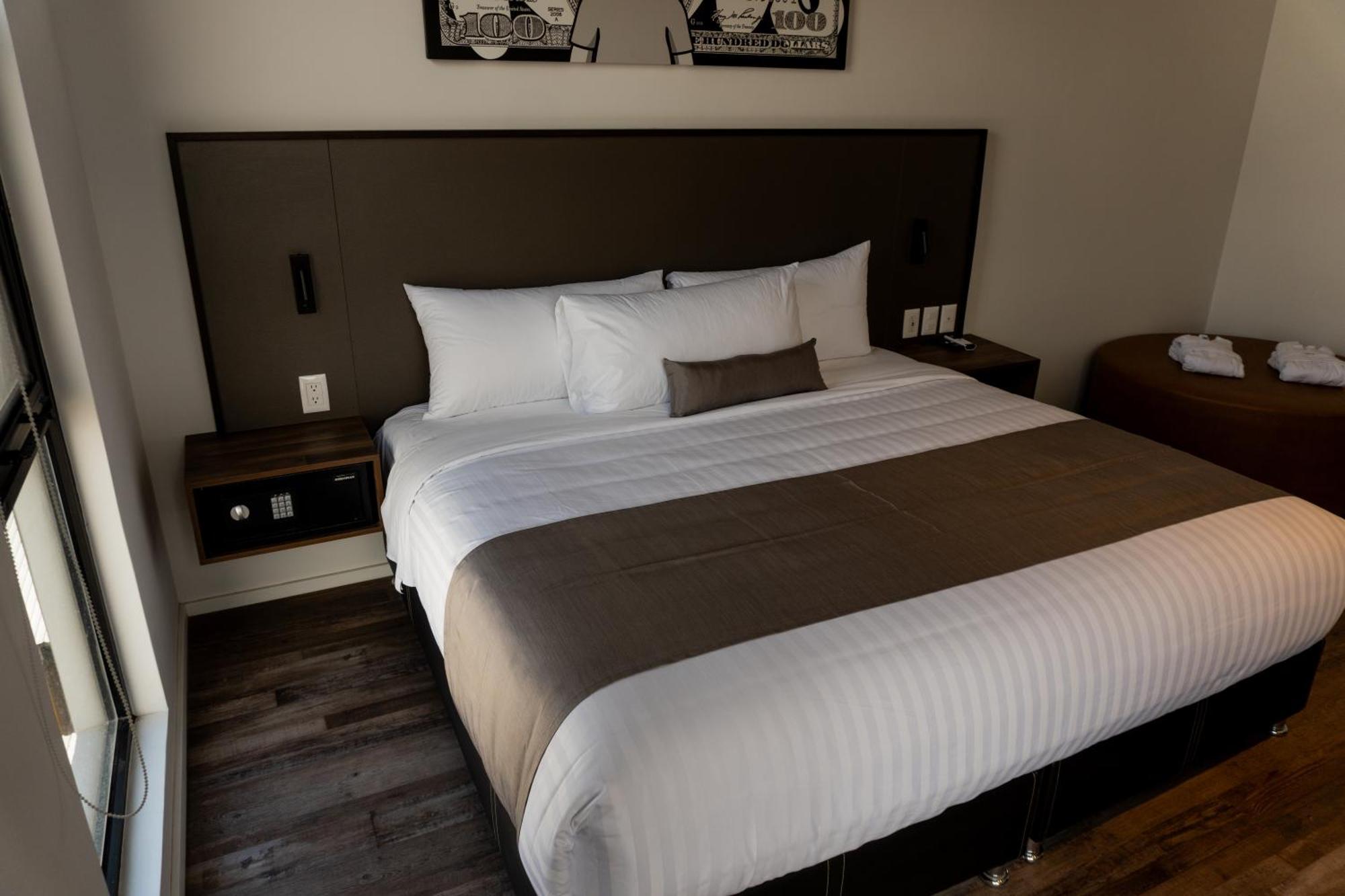 Alt Urbana Hotel Leon Ruang foto