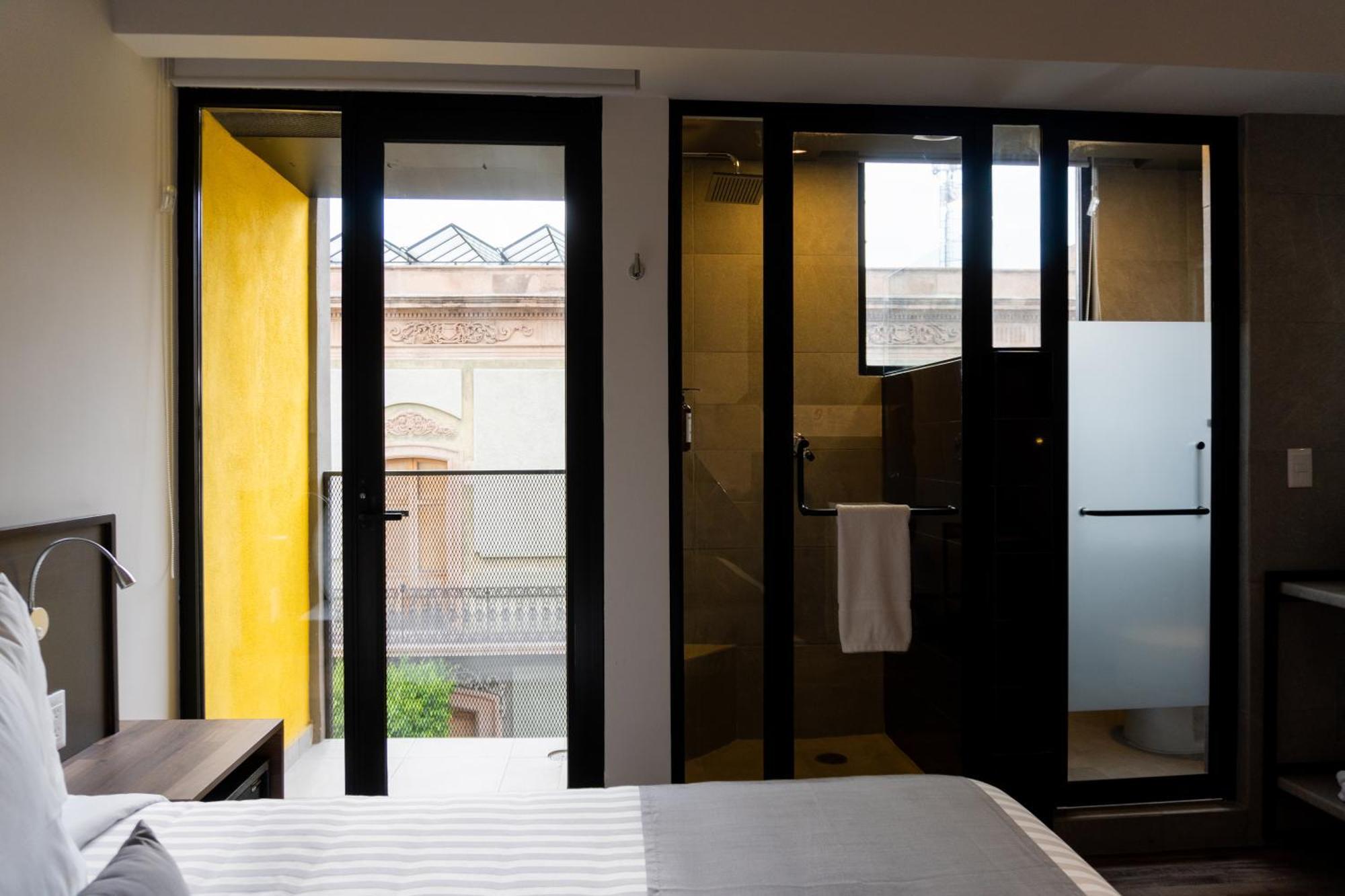 Alt Urbana Hotel Leon Ruang foto